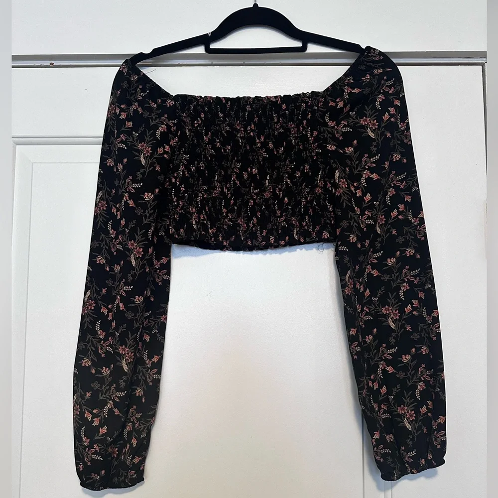 Off the shoulder floral top - Picture 2 of 4